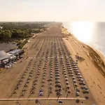 Welcoming Seaside Flat Ideal For 6 Guests * Bibione