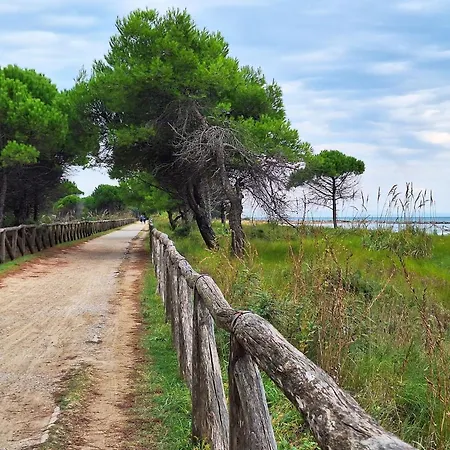 Apartamento Welcoming Seaside Flat Ideal For 6 Guests Bibione