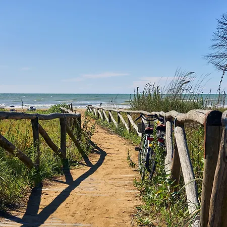 Welcoming Seaside Flat Ideal For 6 Guests Bibione